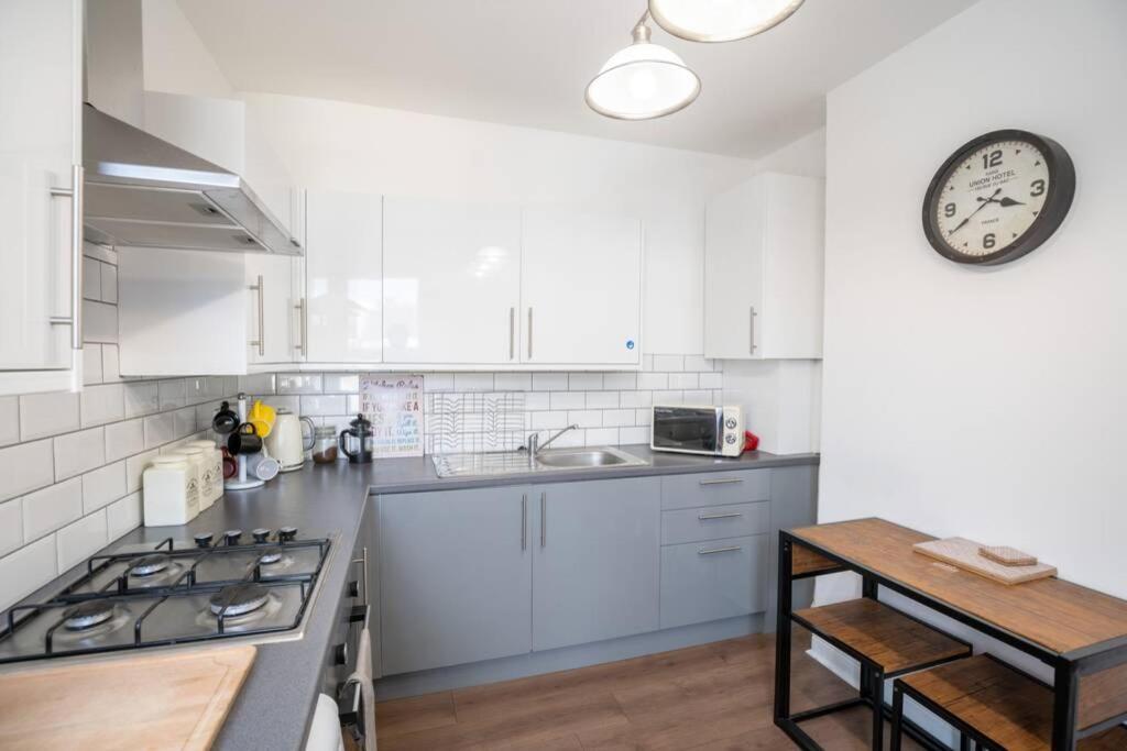 Phenix Central - Huge 3 Bed, Super Equipped Apartment. Cardiff Eksteriør bilde