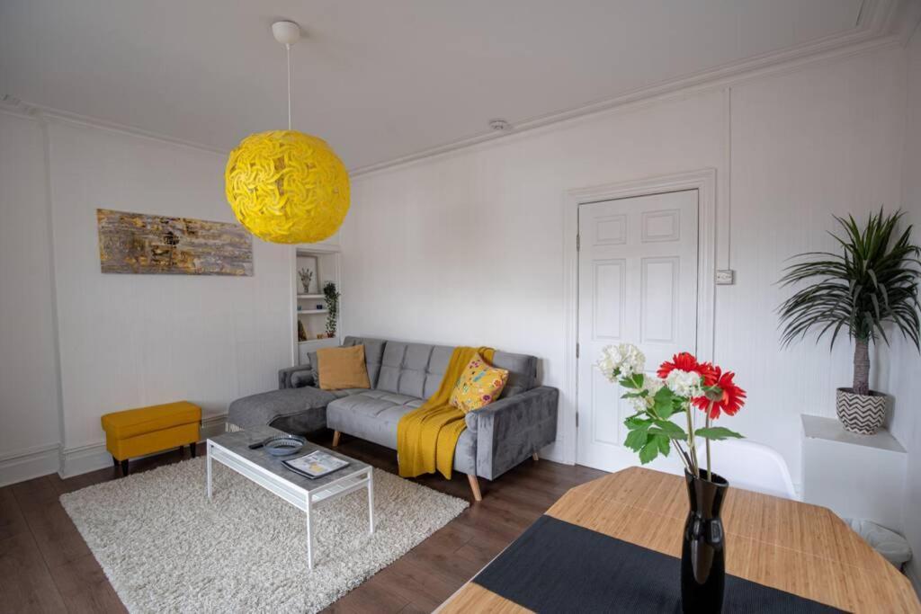 Phenix Central - Huge 3 Bed, Super Equipped Apartment. Cardiff Eksteriør bilde